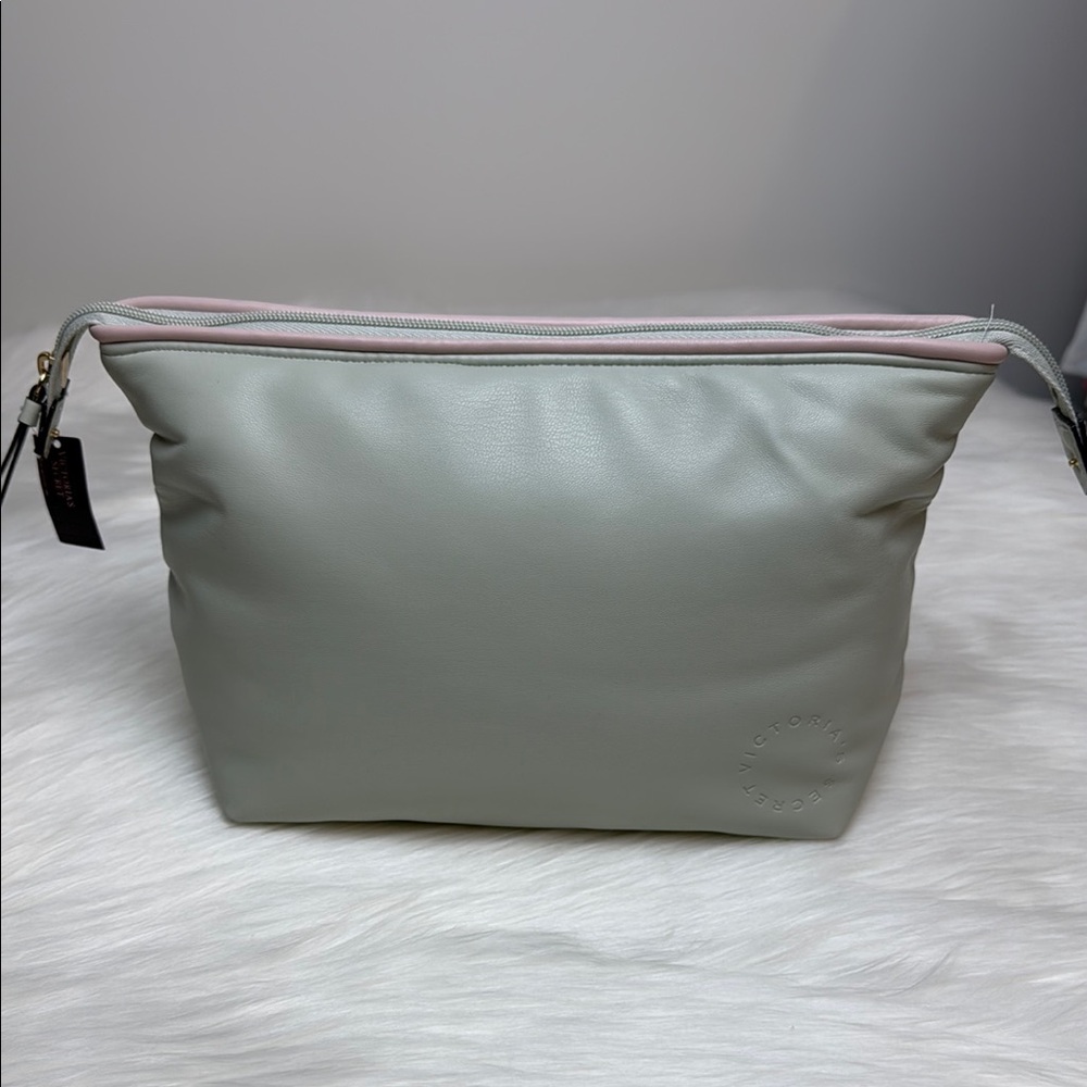 NWT Victoria's Secret Light Mint Green and Pink Trim Cosmetics Bag Makeup Pouch